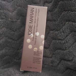 Josie Maran Argan Matchmaker Serum Foundation